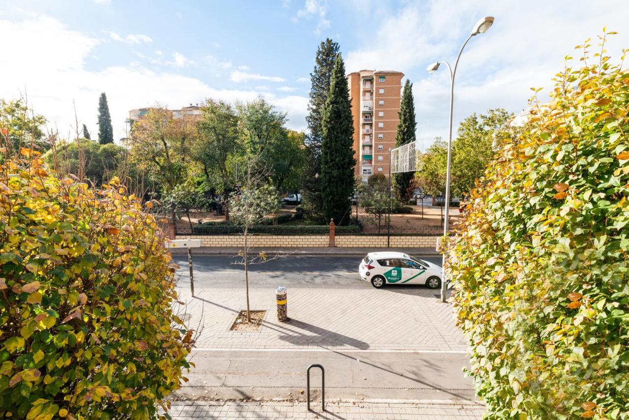 Piso Junto A Parque De Las Ciencias En Гранада Экстерьер фото